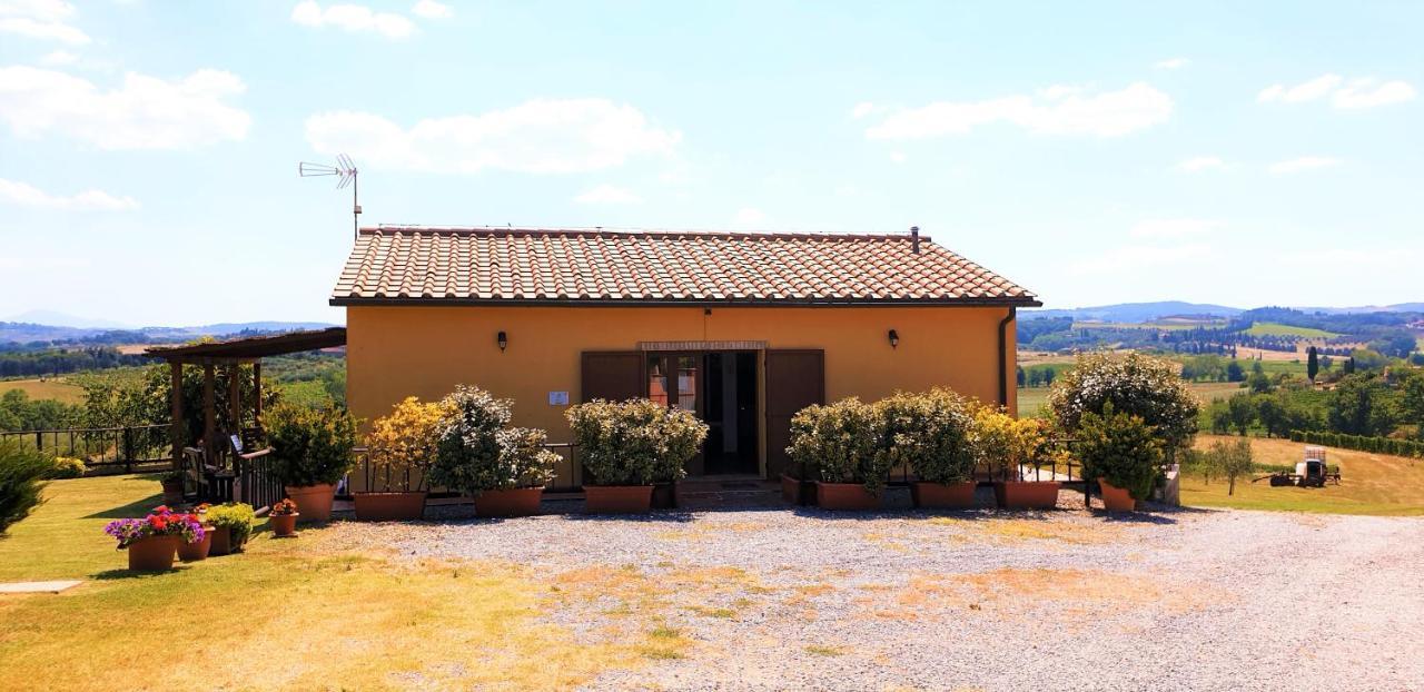 アッバディーア・ディ・モンテプルチャーノ Casina Di Pacinaヴィラ エクステリア 写真
